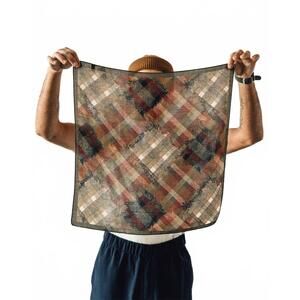 NEW ENGINEERED GARMENTS neckerchief in olive